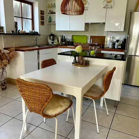 Walking Distance To Constance, Quiet, Suitable For Office شقة لانغنارغن